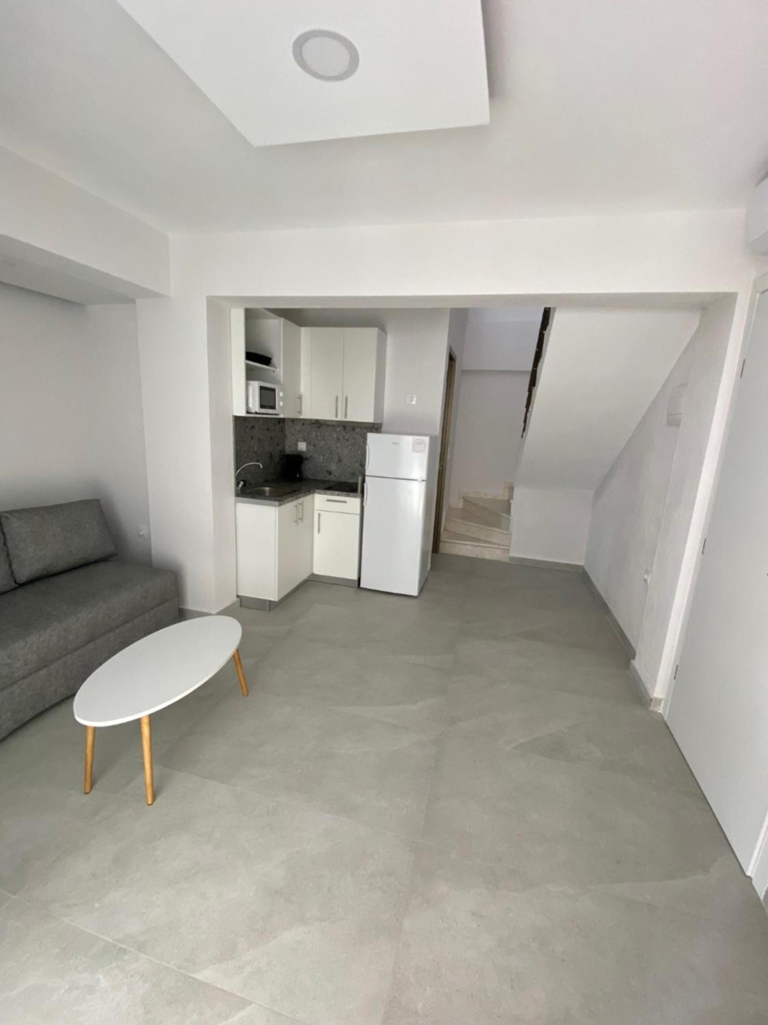Interni Luxury Living Apartment Nikiti  Exterior photo