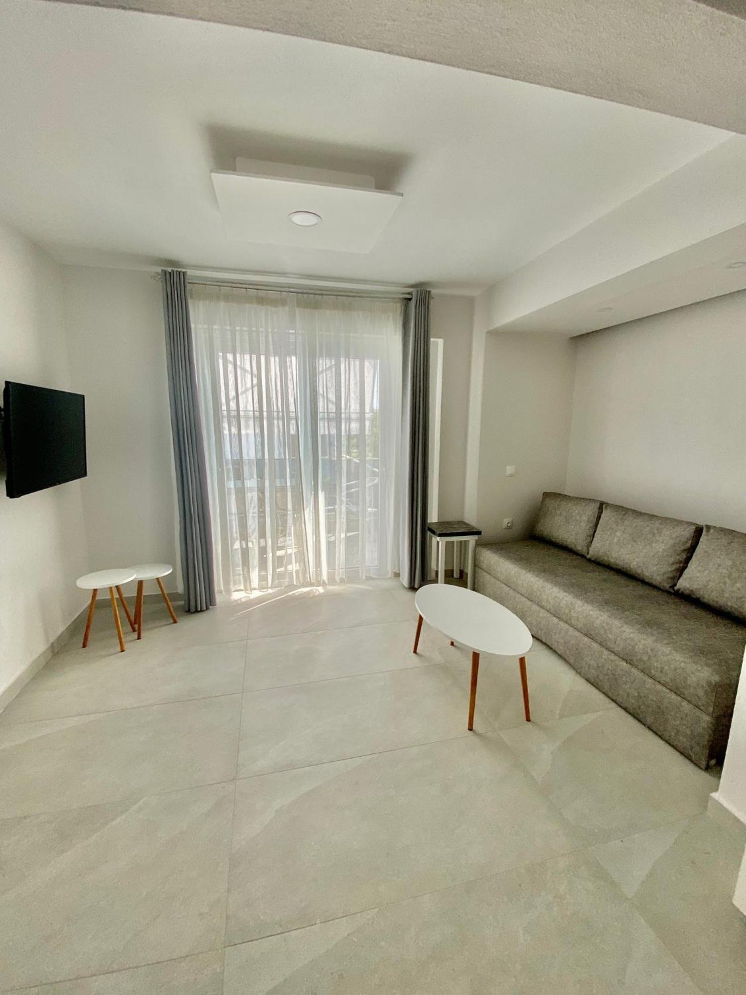 Interni Luxury Living Apartment Nikiti  Exterior photo