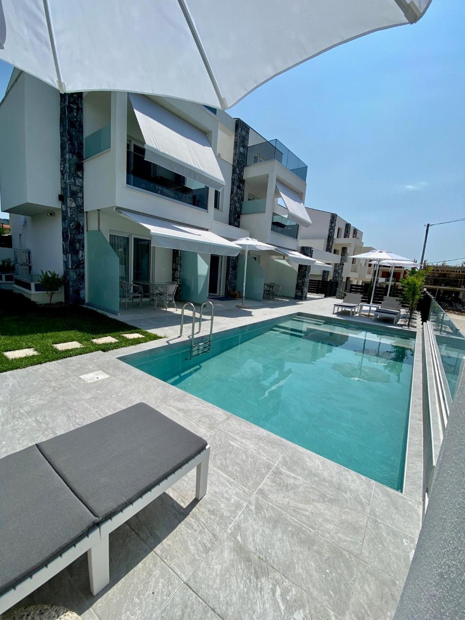Interni Luxury Living Apartment Nikiti  Exterior photo